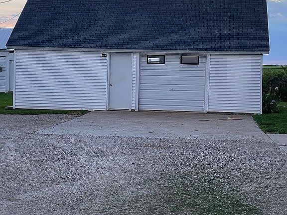 5th image of 15791 W Ave
