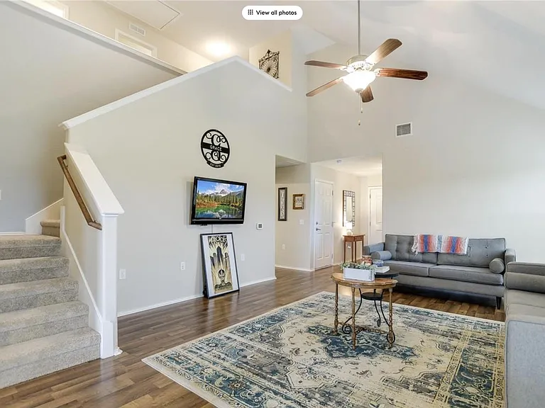 5522 Zachary Scott St — Photo 10