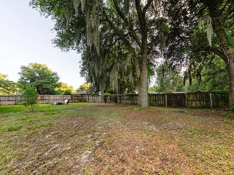 1202 Roberts Way #ID1531852P — Photo 29