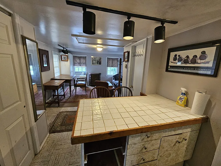 32 Cannon Rd #B — Photo 8