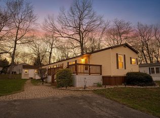 11 Amy Lane, Hampstead, NH 03841
