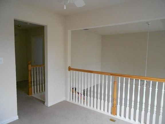 5th image of 10004 Dryden Ln