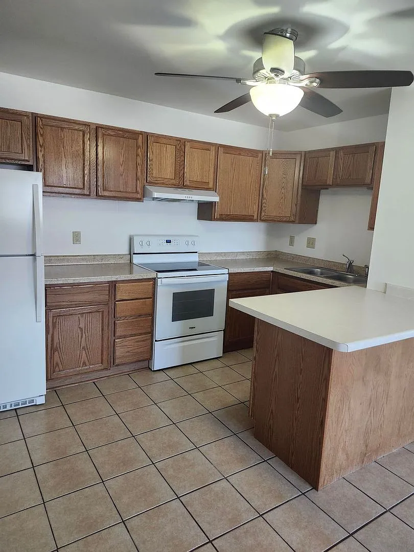 8 Unit at 3509 93rd Street — Photo 4