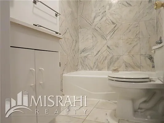 Rented by J Misrahi Realty Corp | media 32