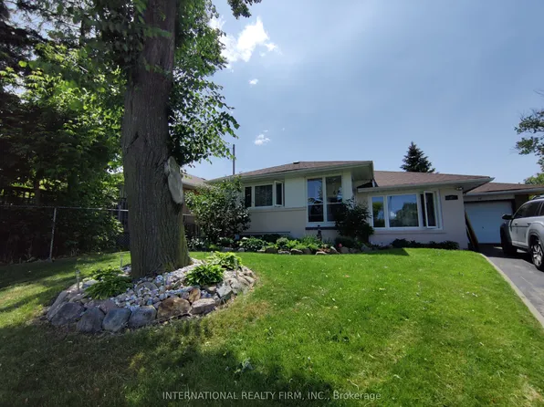 48 Holford Cres, Toronto, ON M1T 1M2