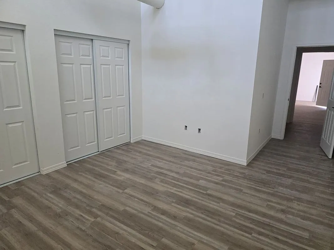 1 bed, 1.0 bath, 1512 sqft, $2,300 — Photo 2