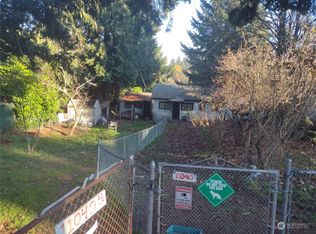 11040 11th Ave SW, Seattle, WA 98146