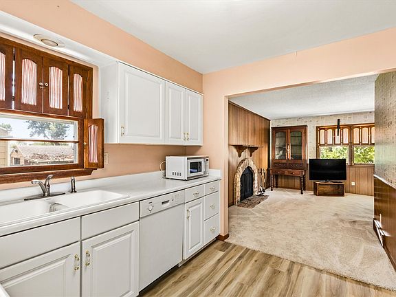 5th image of 912 19th St