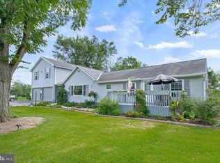 954 Kennedy Ln, Elizabethtown, PA 17022