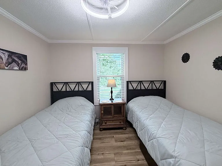129 Redwood Ln — Photo 25