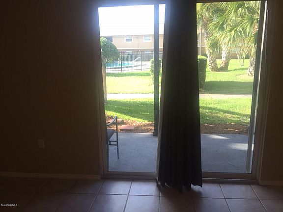 4th image of 156 Ulster Ln #156