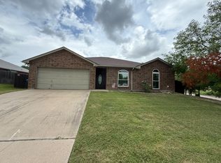 527 E Oak St, Aledo, TX 76008