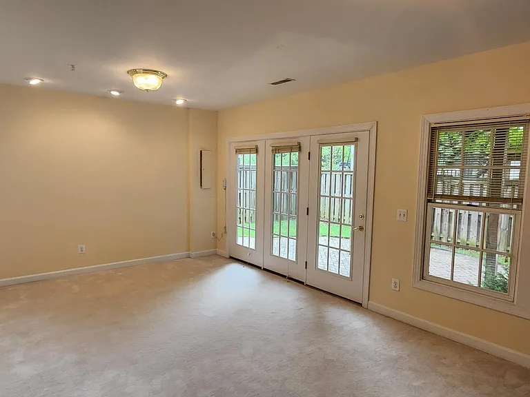 8021 Kidwell Town Ct — Photo 26