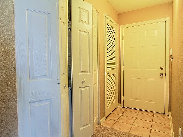 Entrance (inside)