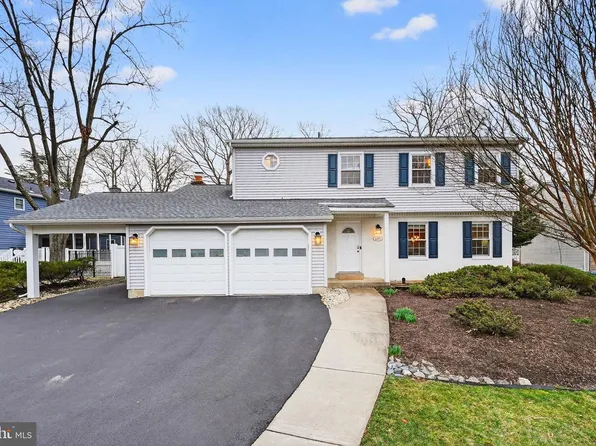 2295 Shawn Ct, Dunn Loring, VA 22027