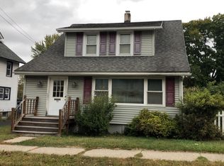 58 Lake Ave, Middletown, NY 10940