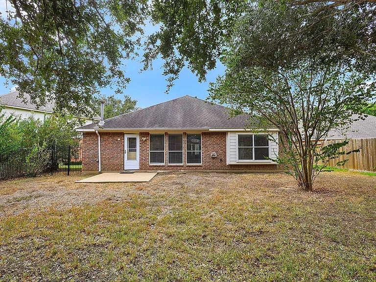 25910 N Lakefair Dr — Photo 41