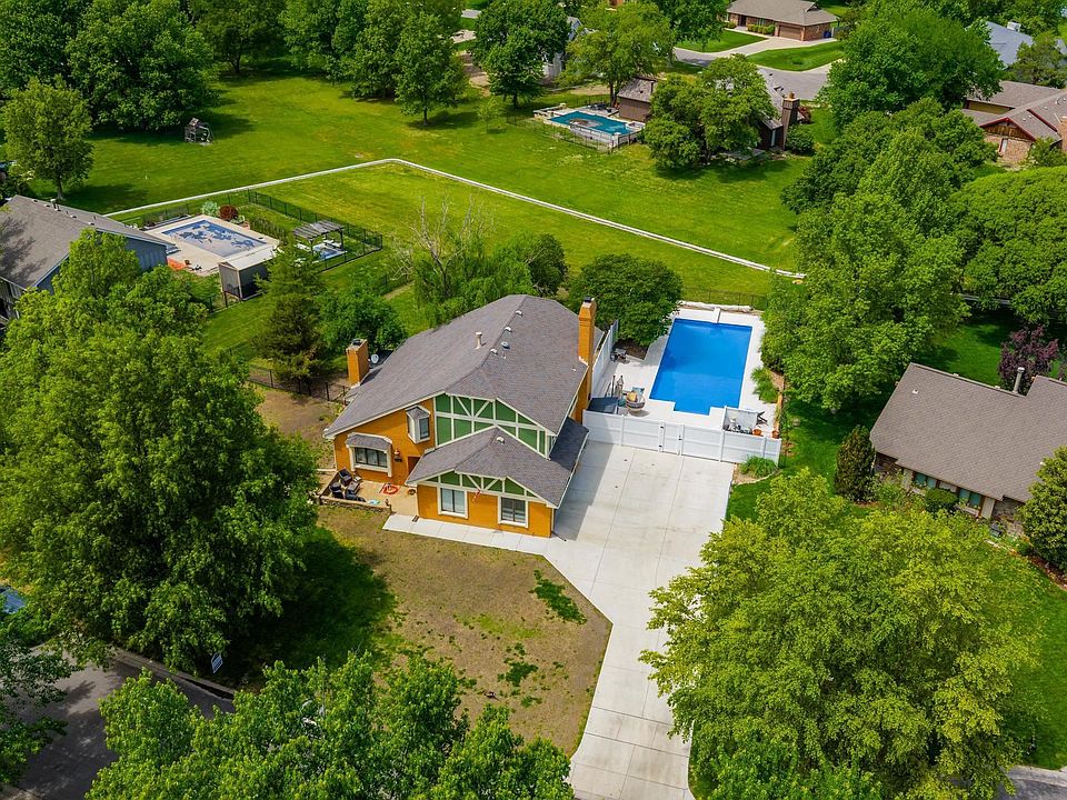 1st image of 14710 E Willowbend Cir