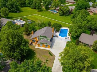 14710 E Willowbend Cir, Wichita, KS 67230