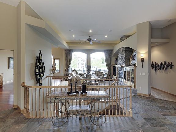 4th image of 10587 Sanctuary Dr NE