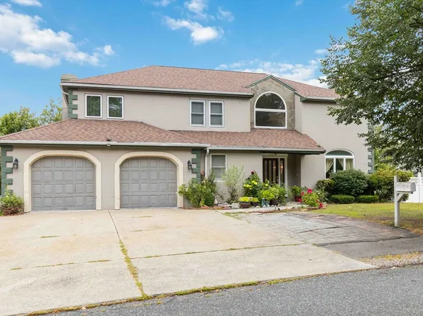 141 Gardiner Rd, Quincy, MA 02169