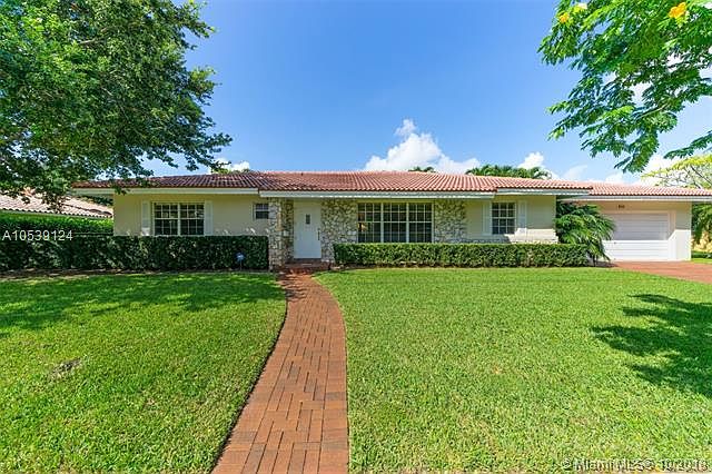 Kings Creek renovated 3BD 3BA $719,000