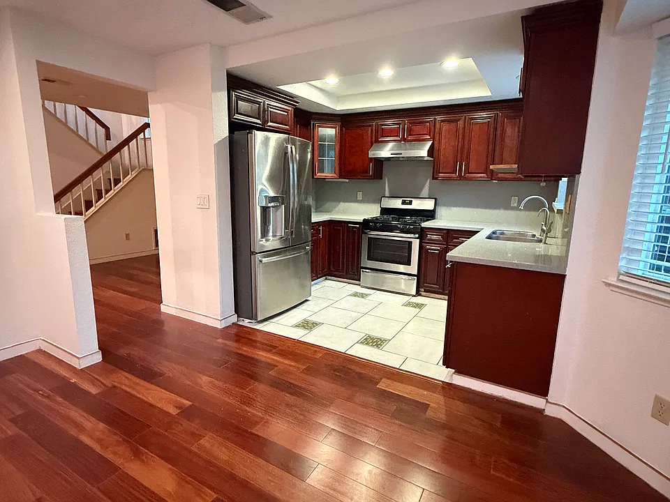 42514 Fern Cir