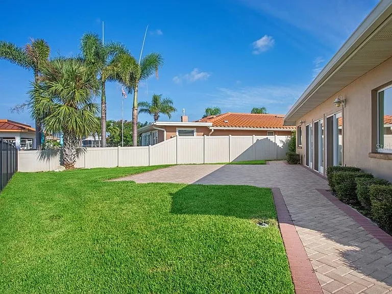 3734 Topsail Trl — Photo 4
