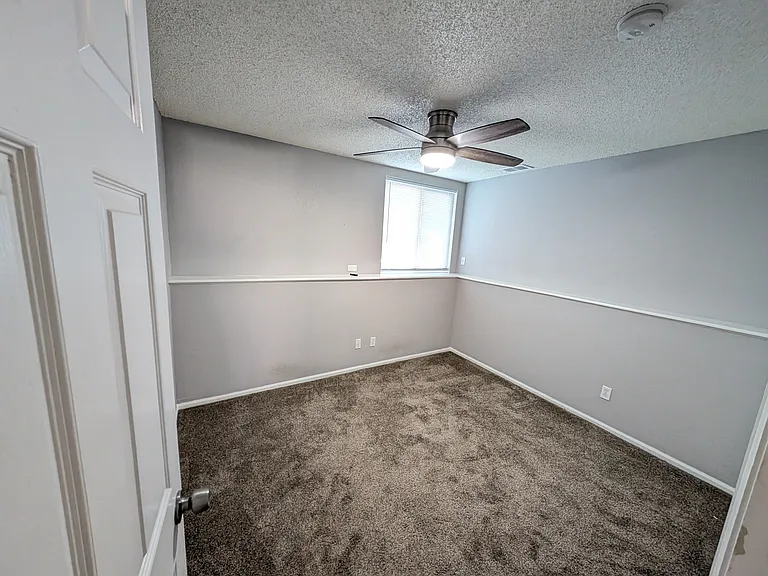 5725 W 71st Ave — Photo 13