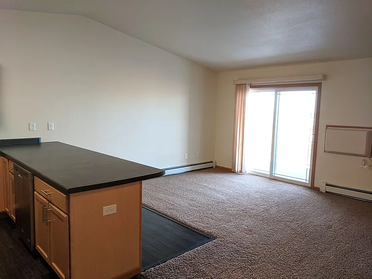 West Lake II Apartments — Photo 33