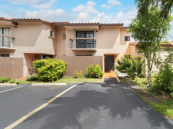 3804 SW 79th Ave APT 76, Miami, FL 33155
