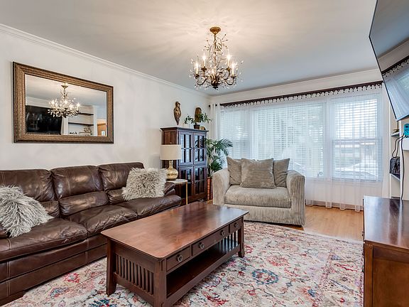 5th image of 3756 N Odell Ave