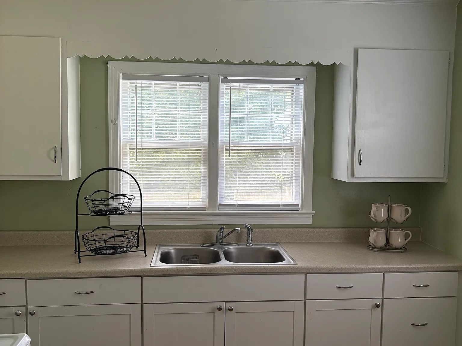 1 bed, 800 sqft, $1,750 — Photo 3