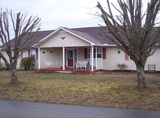 687 Hopkins Cemetery Rd, Lily, KY 40740