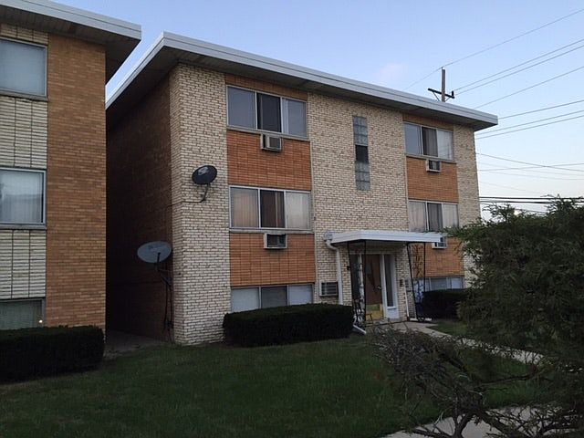1st image of 9610 Greenwood Ave APT 1W