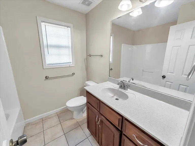 331 Amanda Dr — Photo 12