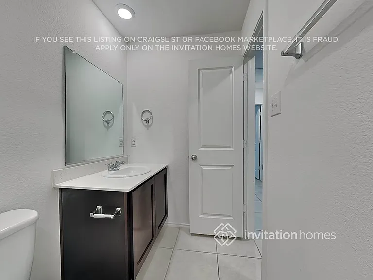 3018 Wallace Wells Ct — Photo 18
