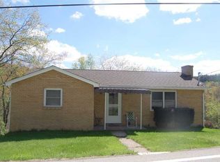 583 Penn High Park Rd, Jeannette, PA 15644