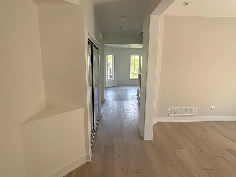 5612 Thorn Ln — Photo 3
