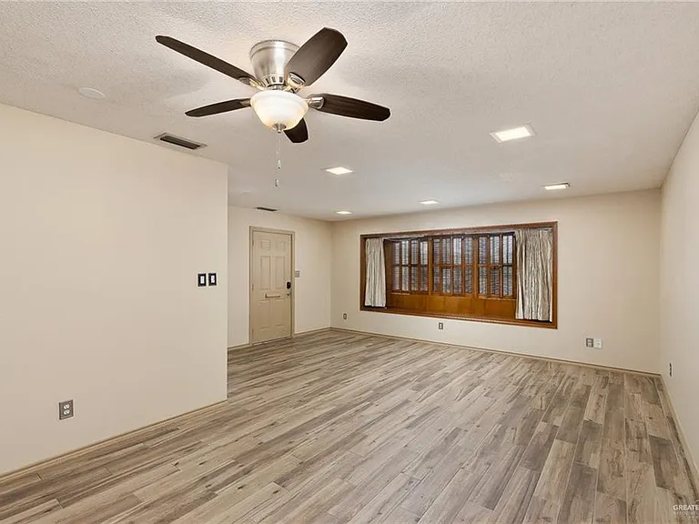 2036 S 5th St #11 — Photo 5