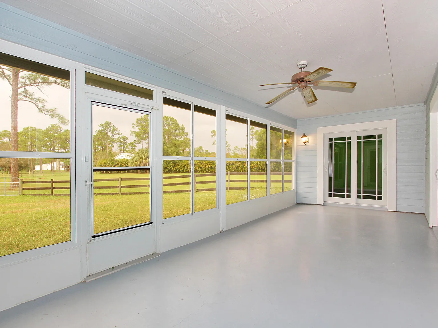 3 bed, 2.0 bath, 1907 sqft, $4,400 — Photo 3