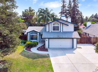 2505 Mountain Oak Rd, Bakersfield, CA 93311