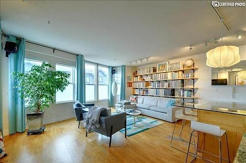 1st image of 1171 Oak St APT 5