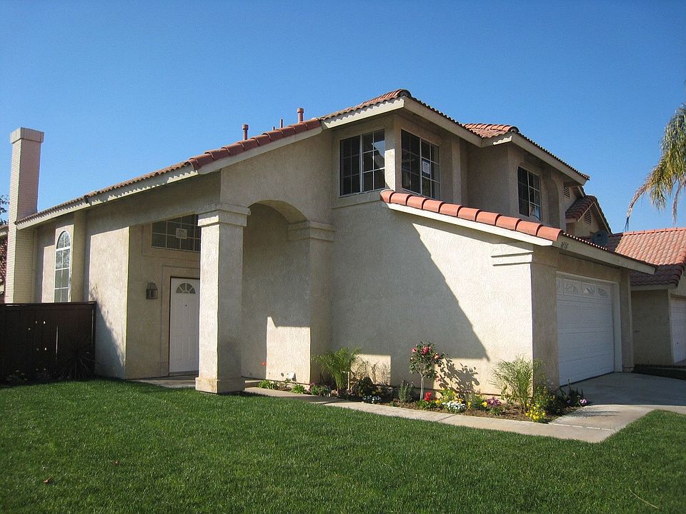 COMPLIMENTS OF PARK PLACE REAL ESTATE