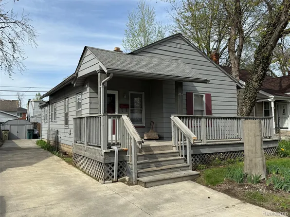 261 Academy Ave, Ferndale, MI 48220