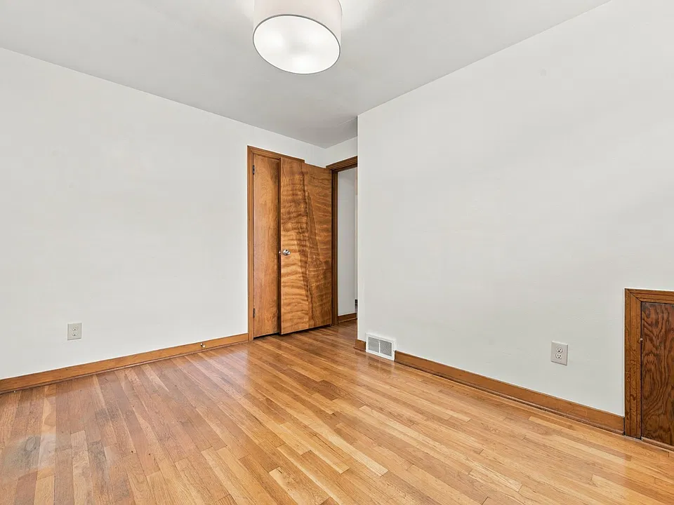335 Coraopolis Rd