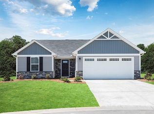 6177 Omega Dr, Farmington, NY 14425