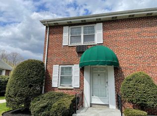 134 Emerson Gardens Rd UNIT 134, Lexington, MA 02420