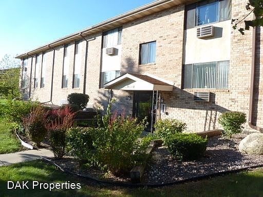 1st image of N114W15846 Sylvan Cir APT 102