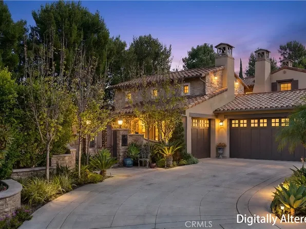 20 Blue Smt, Irvine, CA 92603